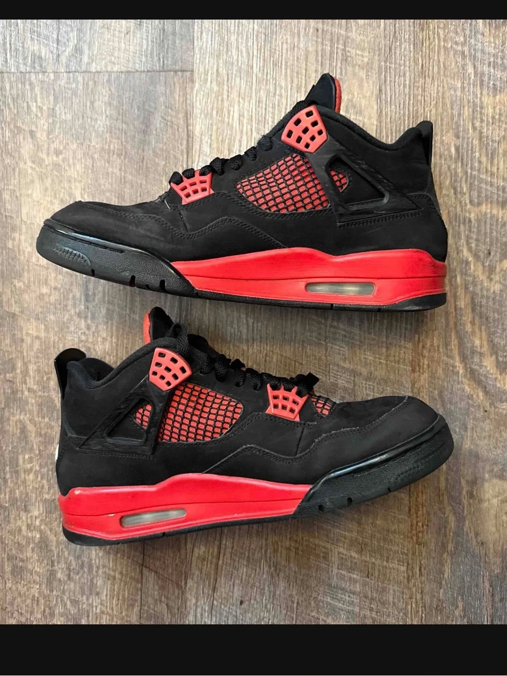 Nike Air Jordan 4 IV Retro Red Thunder Black Men’s Size 9 Sneakers Shoes